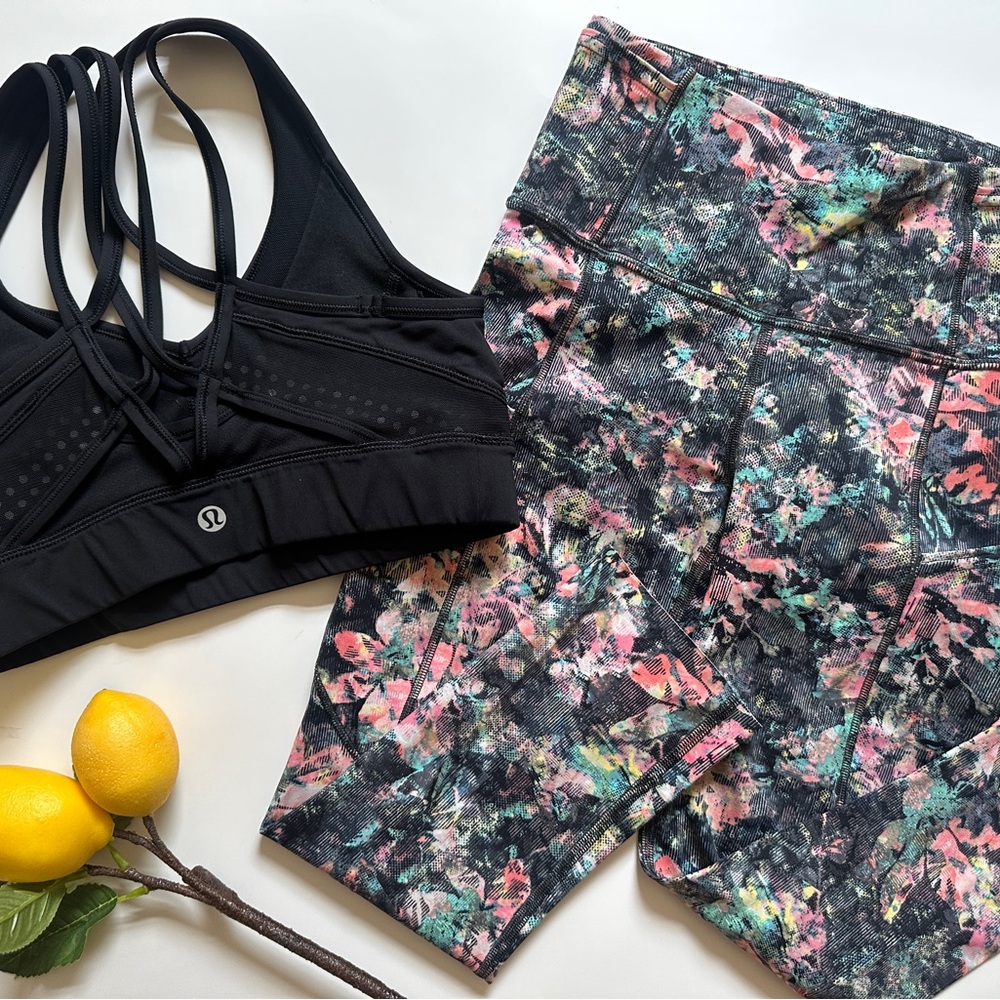 {Lululemon} Size 4 bundle cropped leggings & sports bra